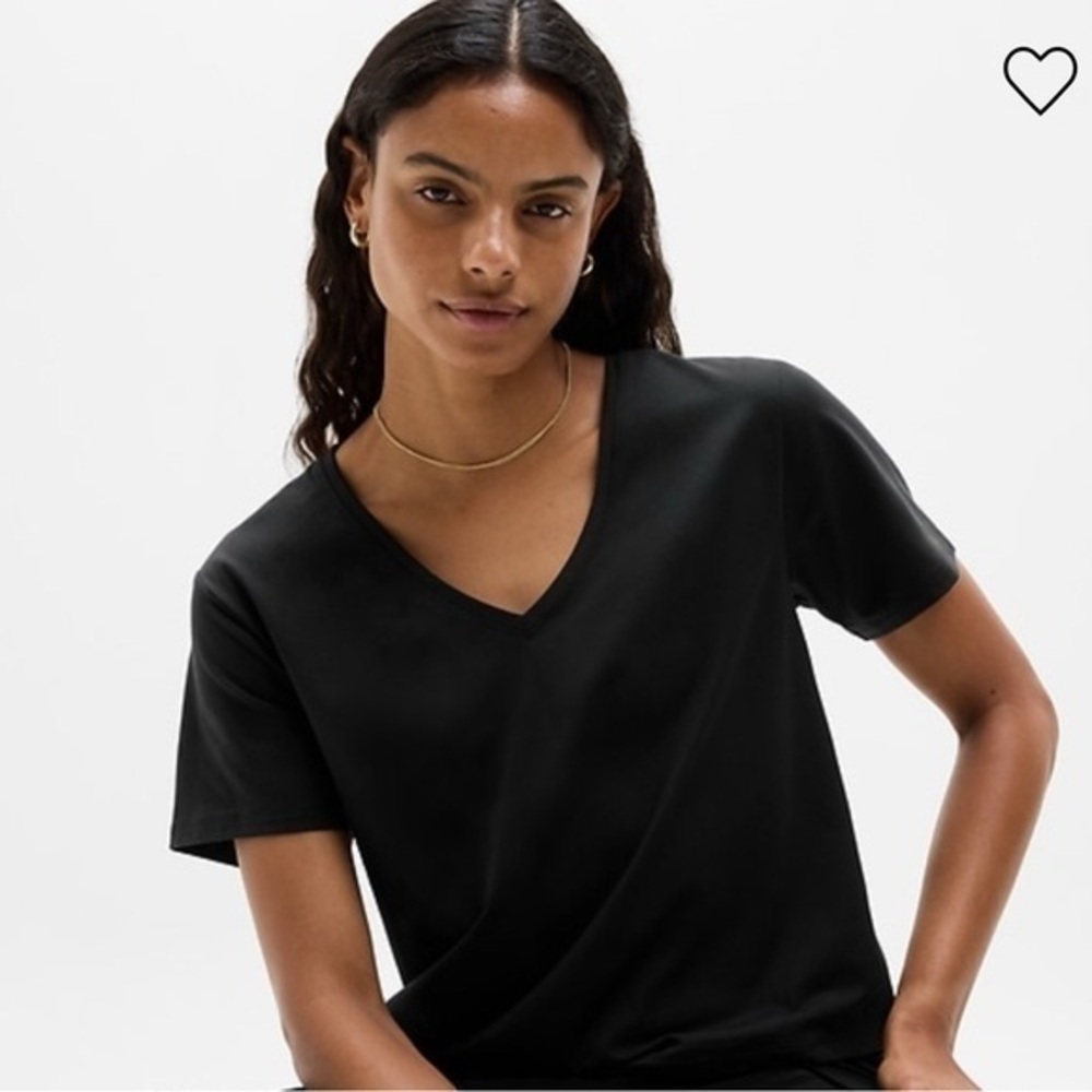 EUC Athleta Women’s Cover Your Assets V Neck Black Short Sleeve Top